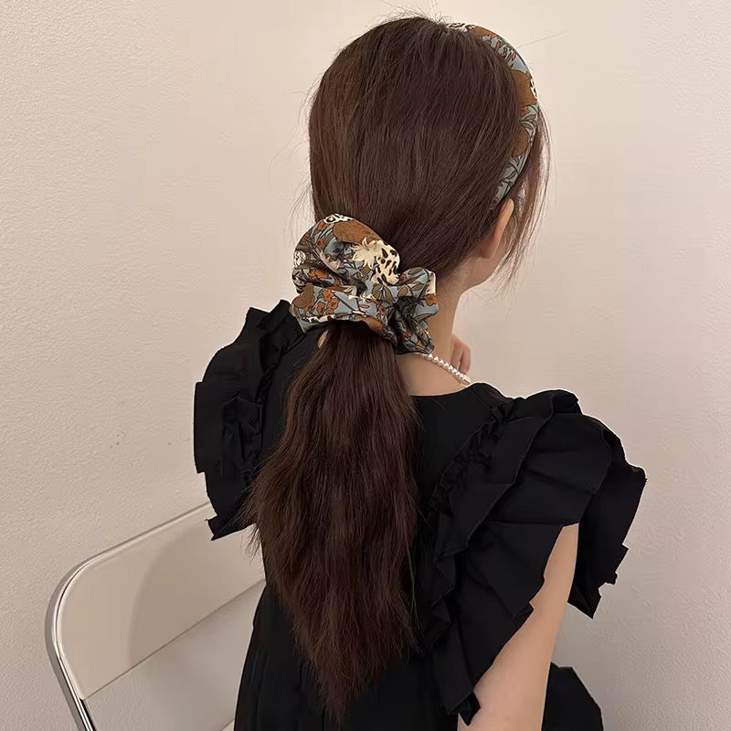 (Bundle of 3pcs) 2025 XL Satin Scrunchie Hair Tie Set of 3, Dusty Pink Floral Print Hair Accessories, Elegant Voluminous Hair Bands for Women (15cm)
