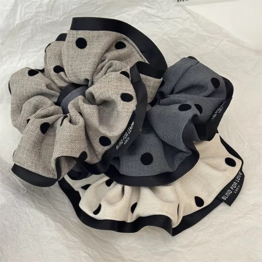 (Bundle of 3pcs ) Neu eingetroffen: Elegante Haargummis aus Stoff mit Polka-Dots, 15cm groß, 3er-Set für Damen
