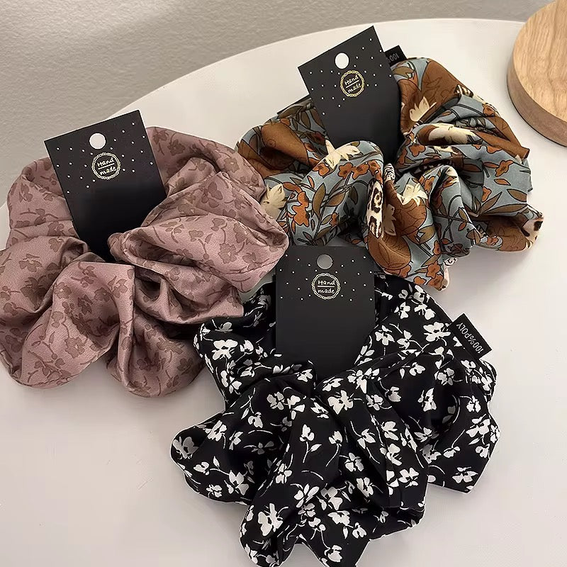 (Bundle of 3pcs) 2025 XL Satin Scrunchie Hair Tie Set of 3, Dusty Pink Floral Print Hair Accessories, Elegant Voluminous Hair Bands for Women (15cm)